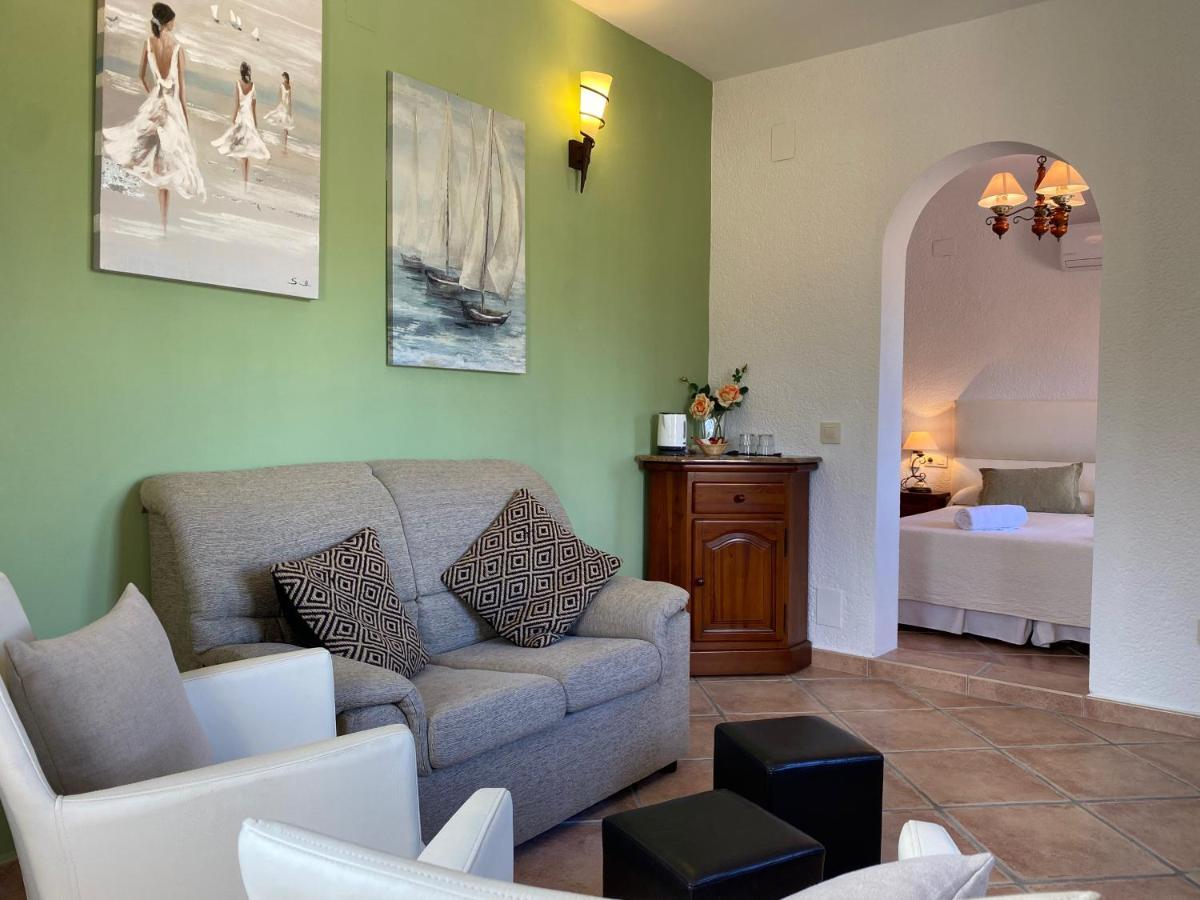 M A S L A P A U Country Hotel - Adults Only Lliber Kültér fotó